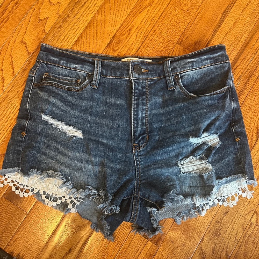 Mudd Jean shorts size 9